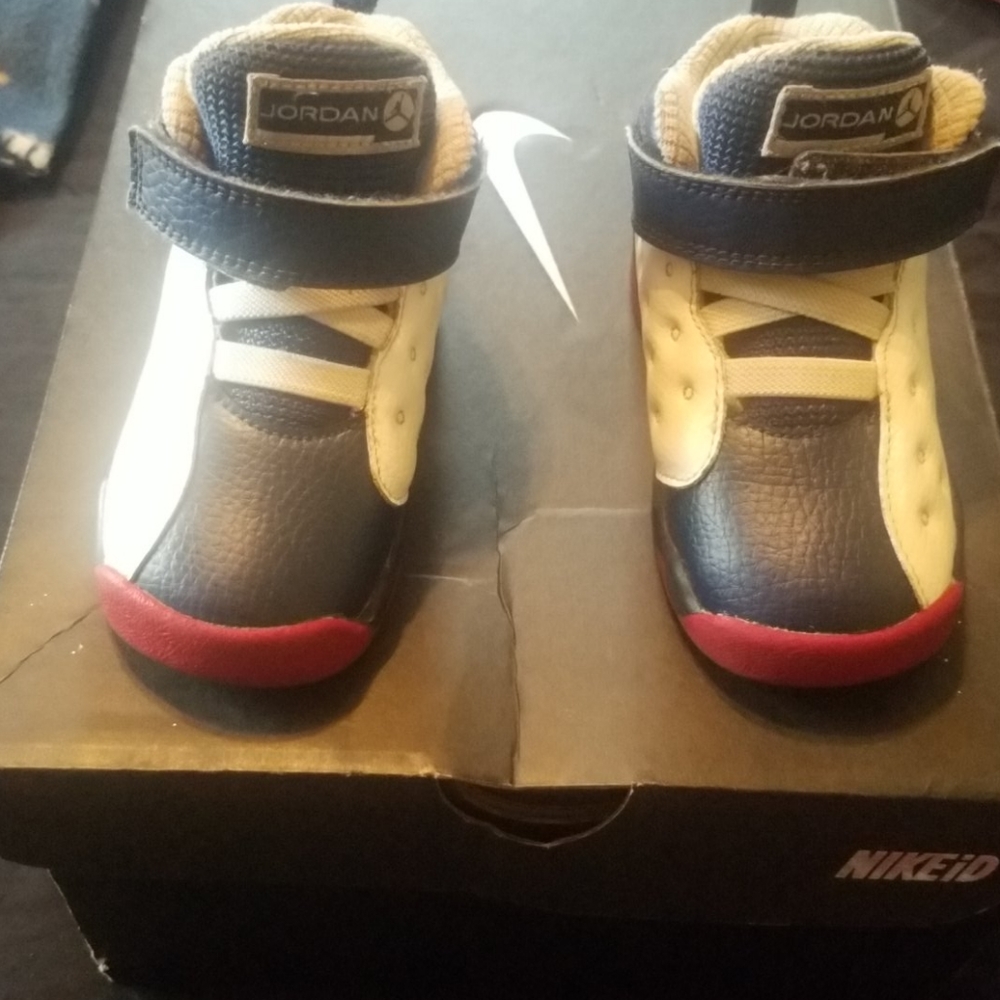 Little babys sneaker jordans